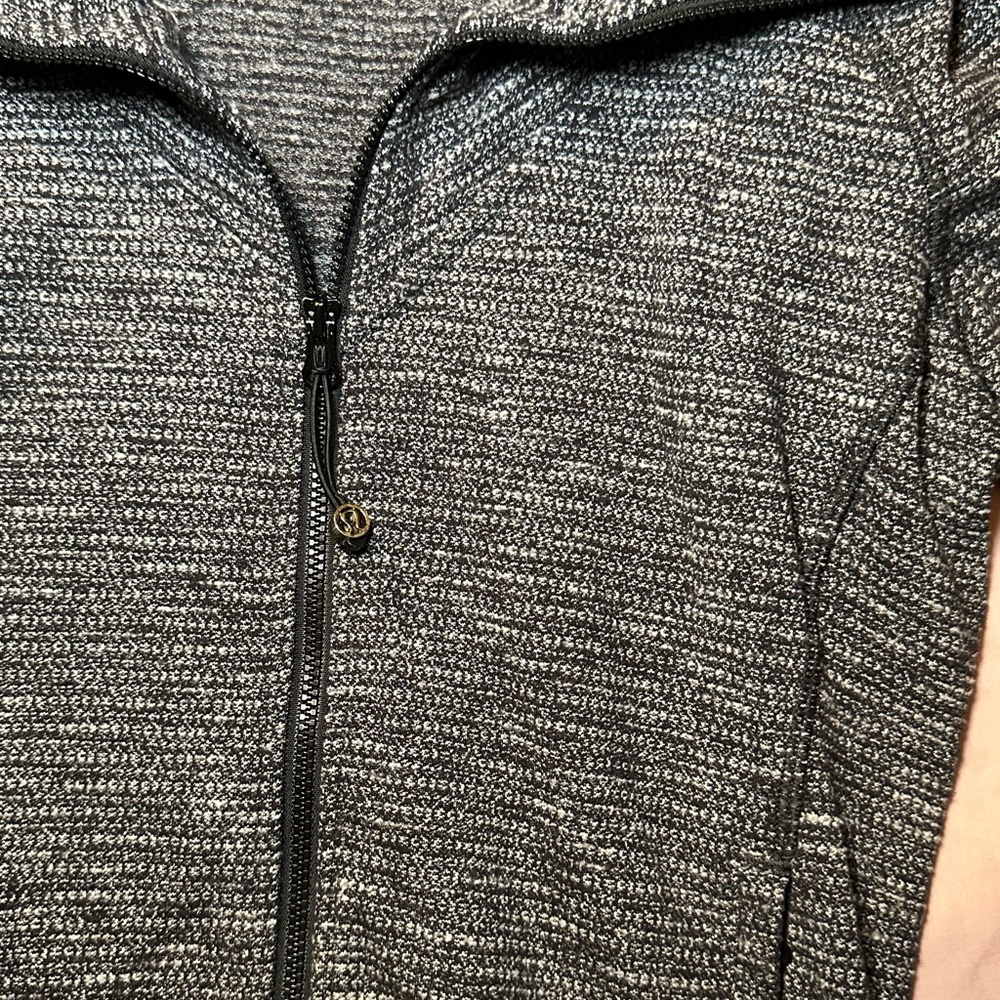 Black and grey lululemon jacket
